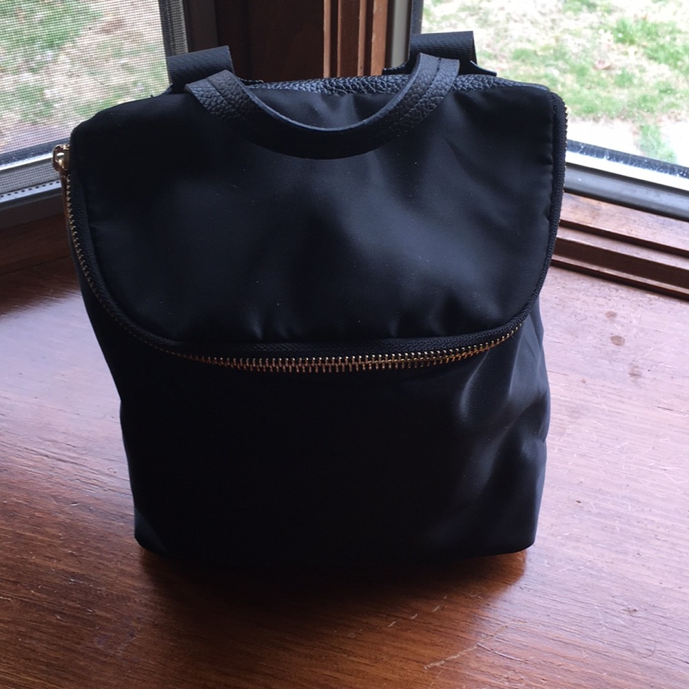 Mini backpack .